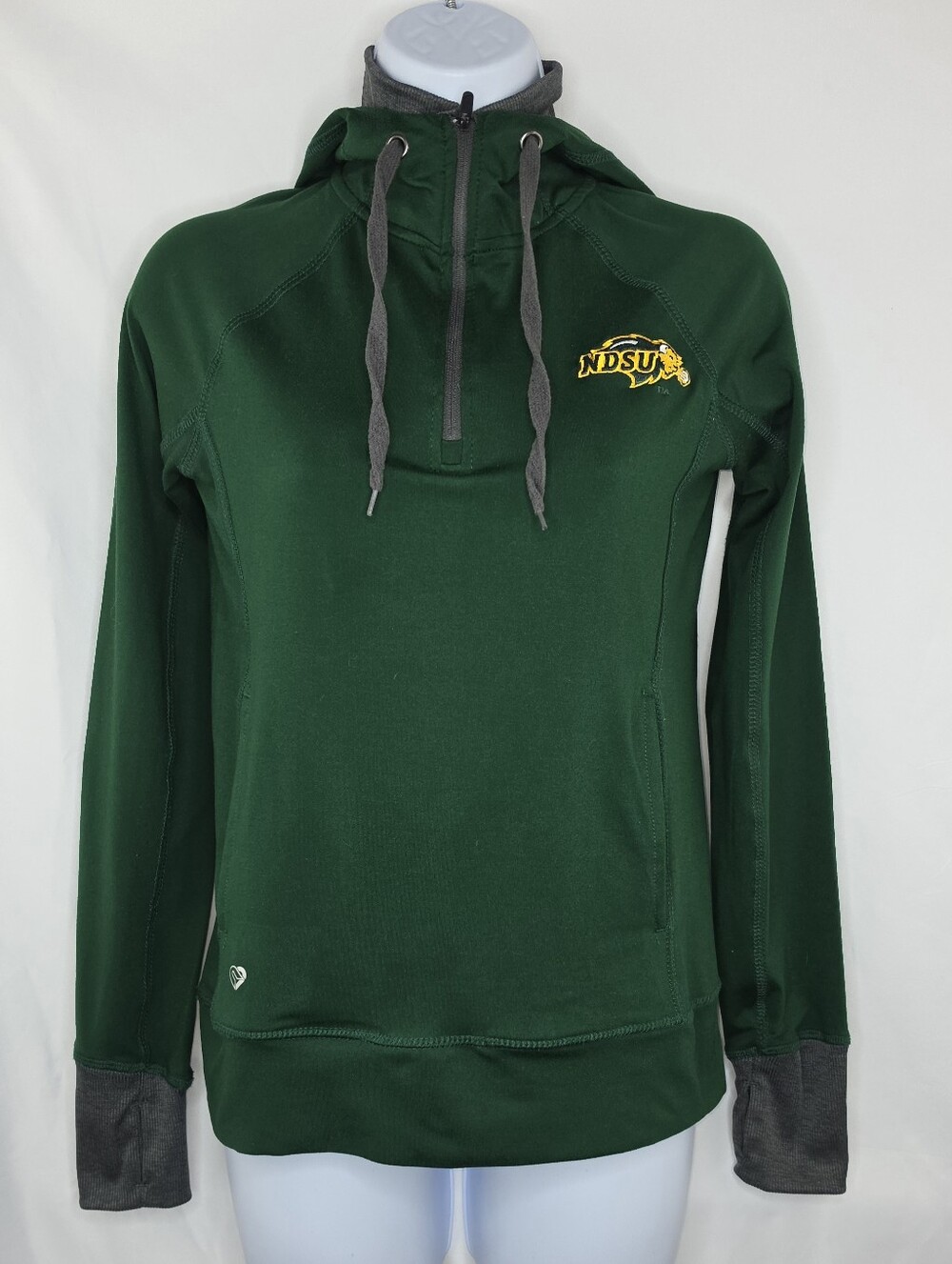 Colosseum NDSU Bison Women's 1/4 Zip Green Pullover Hoodie Size Small 2943
